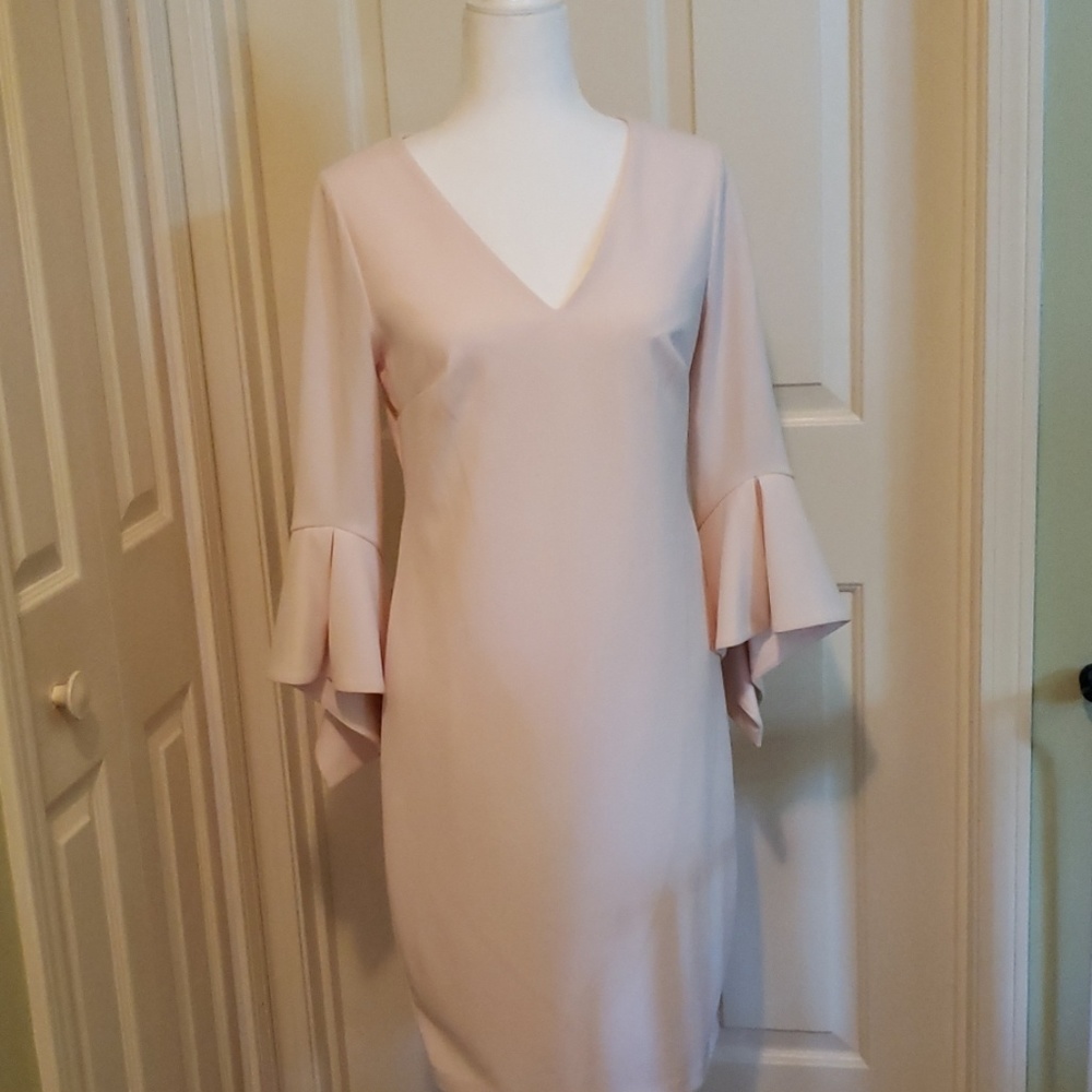 Perfect dress to attend a wedding in.